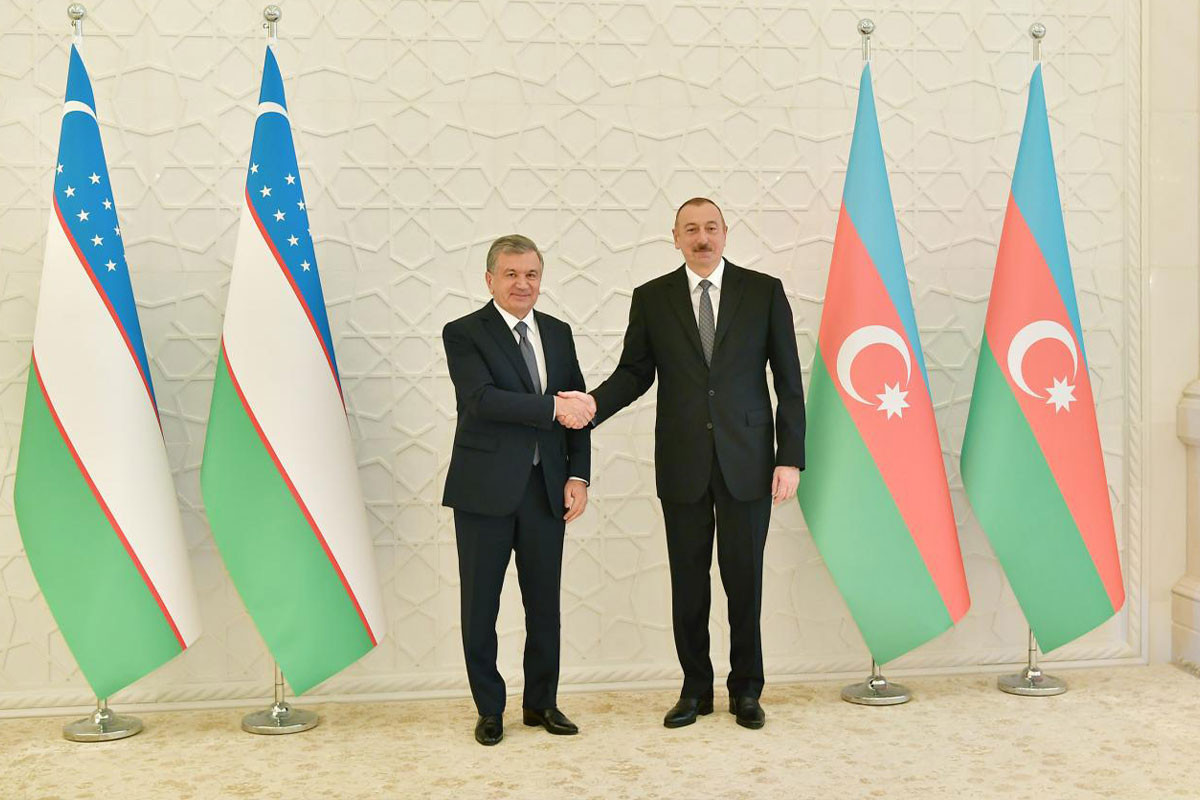 Uzbekistan President congratulates President Ilham Aliyev