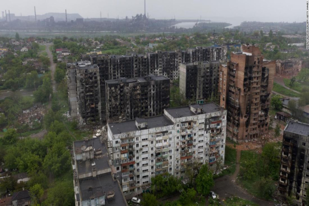 Russians destroy Pavlograd bridge between Severodonetsk and Lysychansk, regional official says