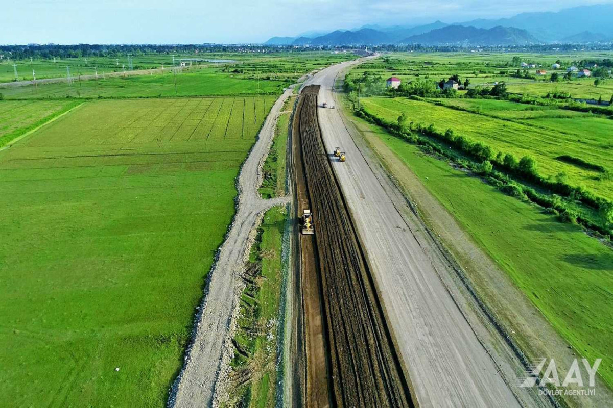 Construction of new road and bridge towards Iranian border being continued -PHOTO -VIDEO 