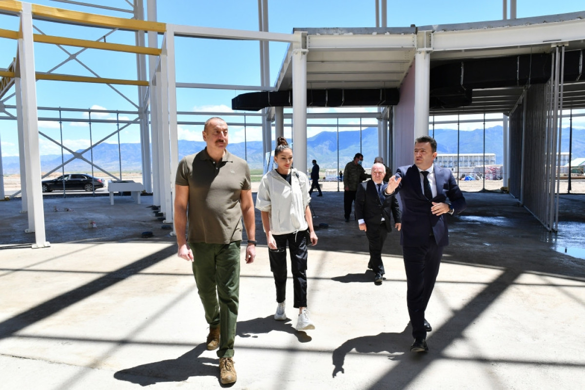 President Ilham Aliyev and First Lady Mehriban Aliyeva viewed construction progress at Zangilan International Airport-UPDATED 