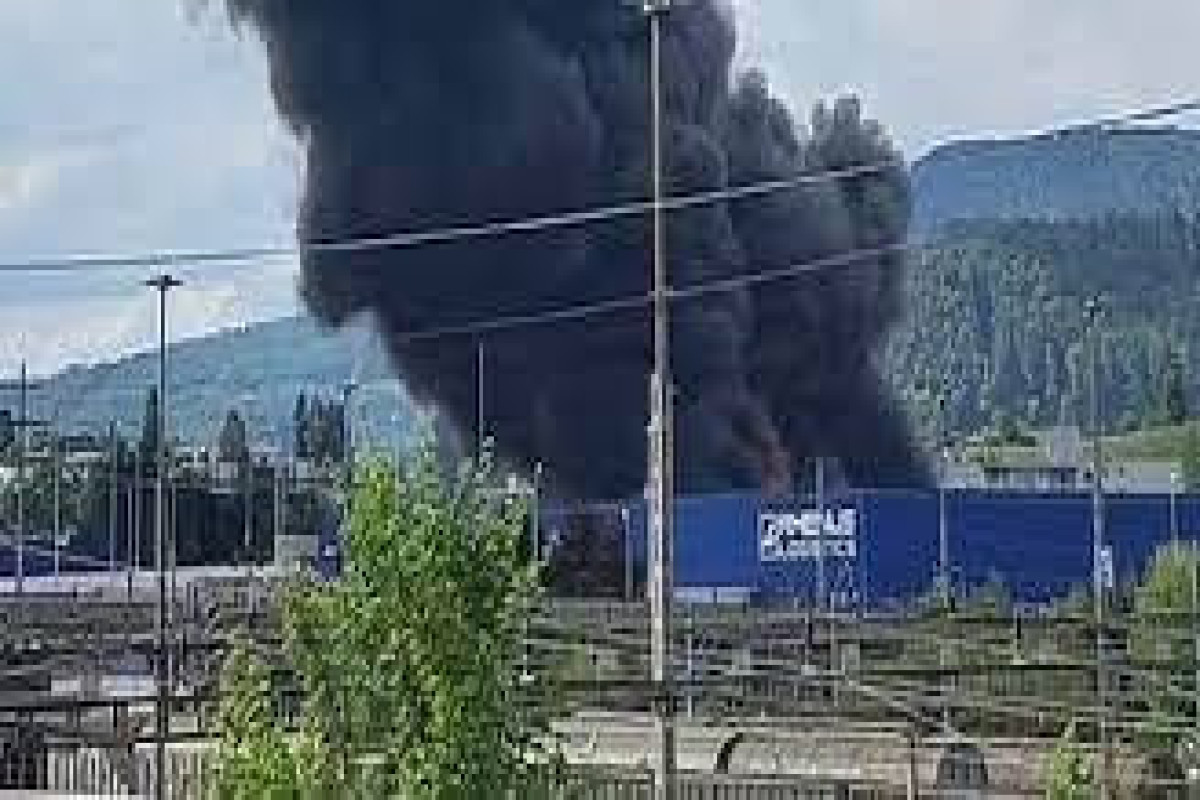 Big fire breaks out at Swiss industrial building outside Zurich