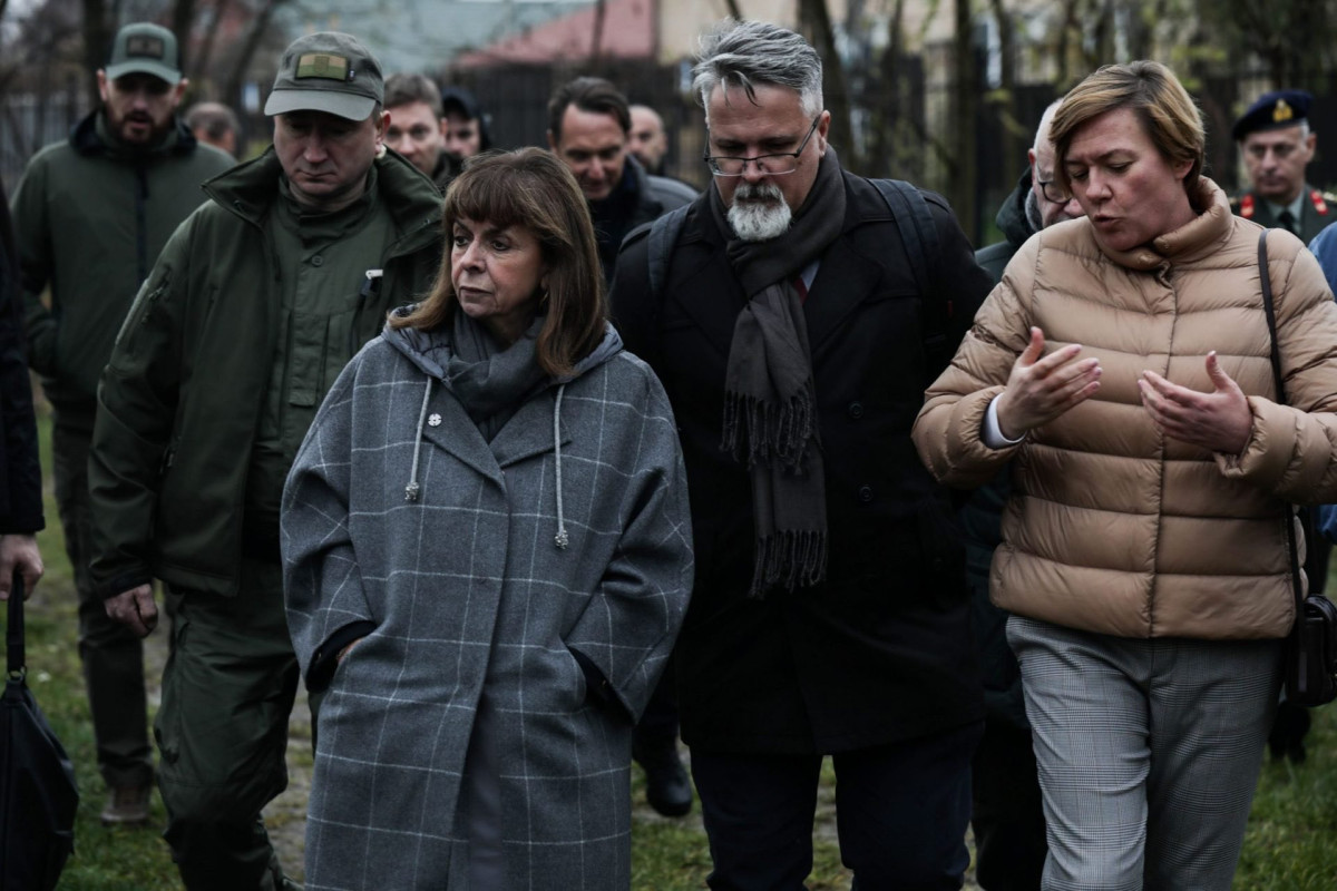 Greek president, defense minister arrive in Kyiv