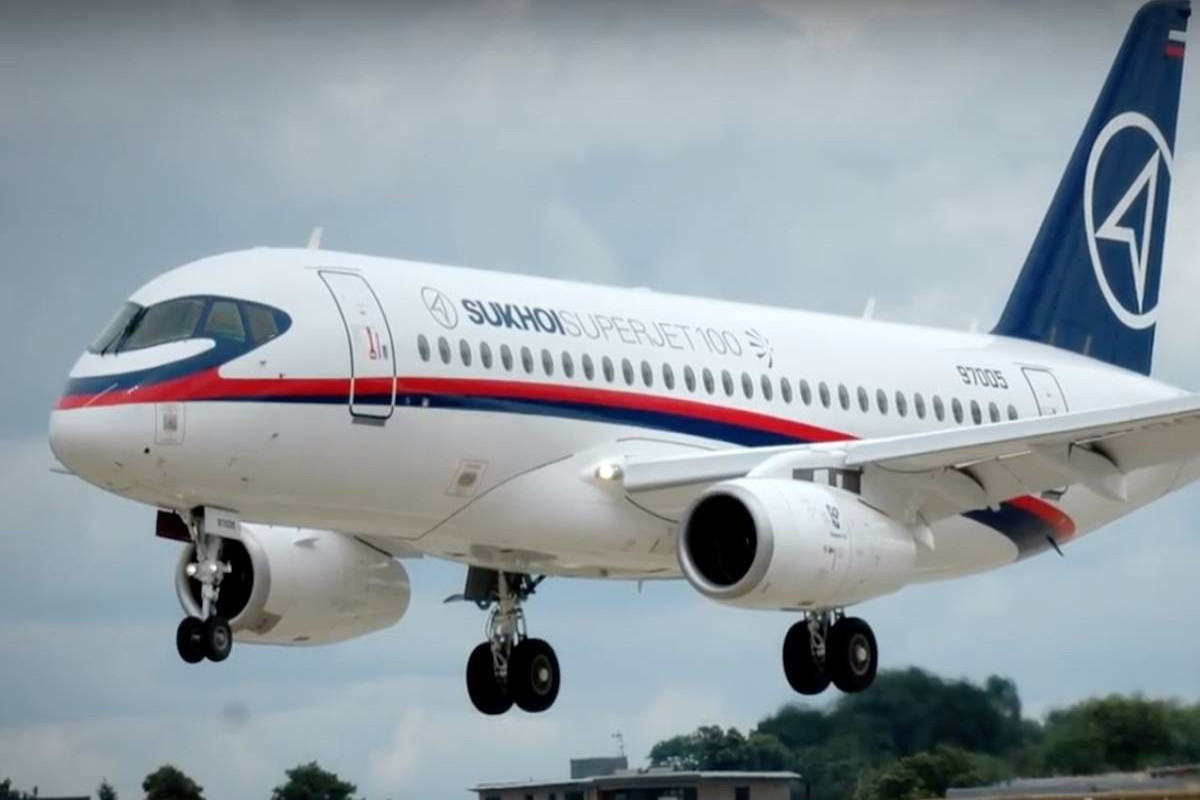 Passenger plane flying from Istanbul to Yekaterinburg makes emergency landing in Sochi