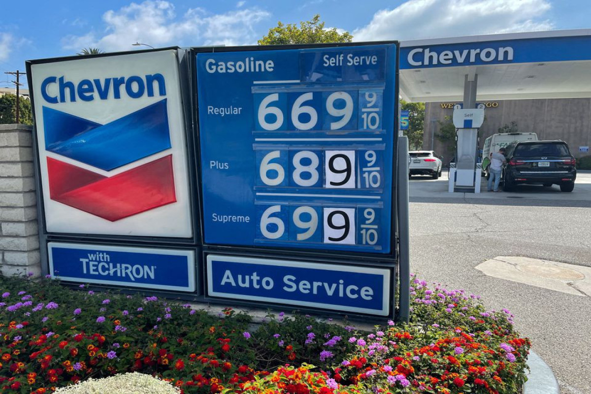 Fire breaks out at Chevron's El Segundo, California, refinery