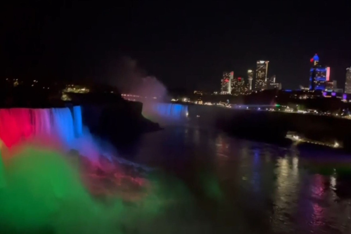 Niagara Falls lit up with colors of Azerbaijan’s Flag-VIDEO 