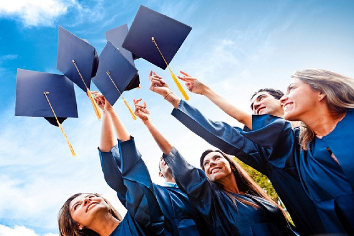 Acceptance of documents for study abroad to start in December in Azerbaijan