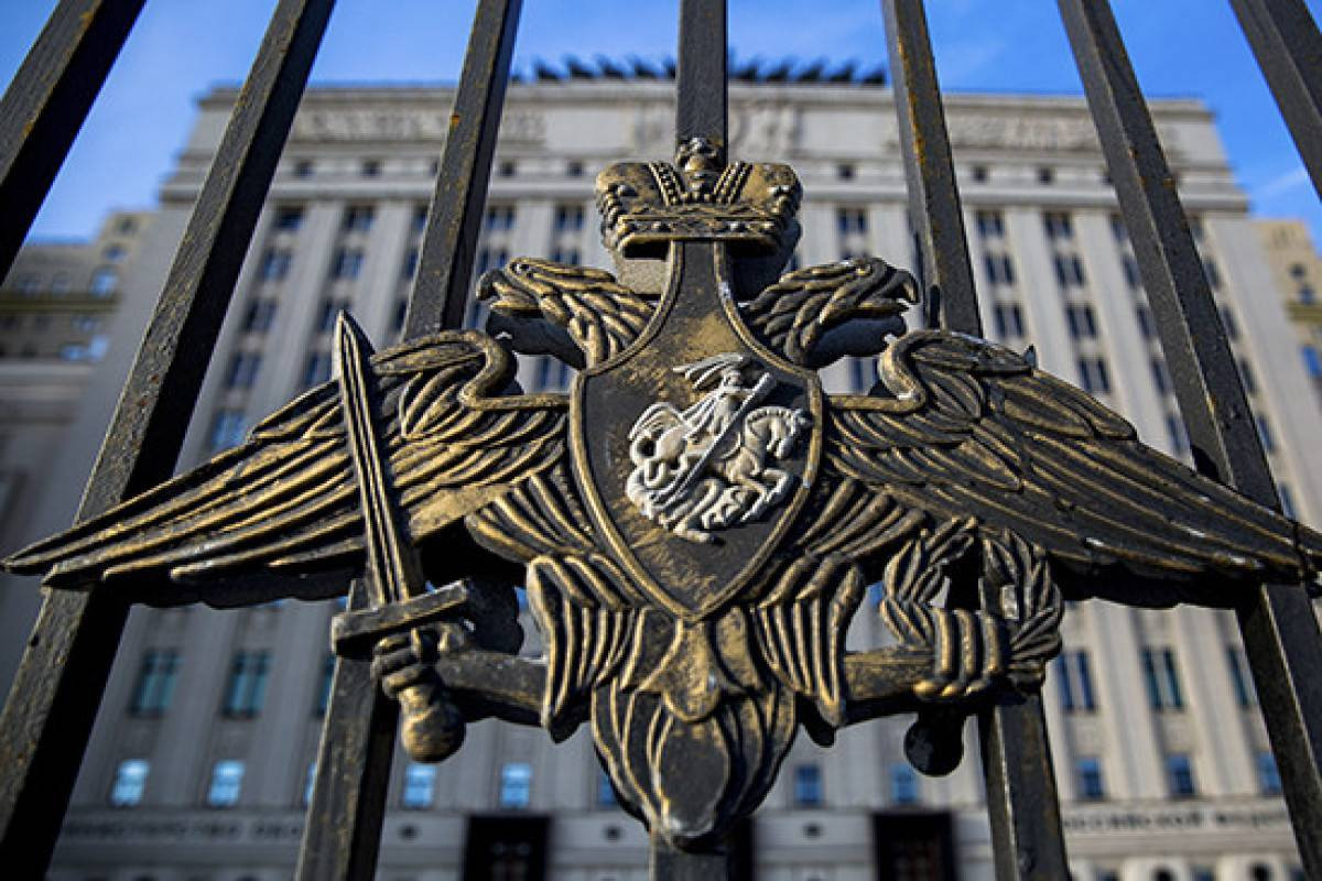 Russian forces retreat behind Dnieper River