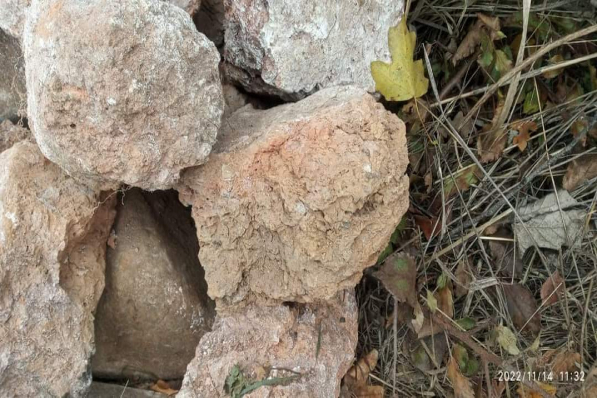 Ceramic pieces discovered during burial in Guba