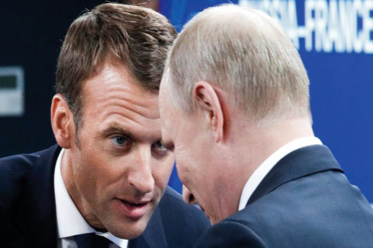 Emmanuel Macron, Vladimir Putin