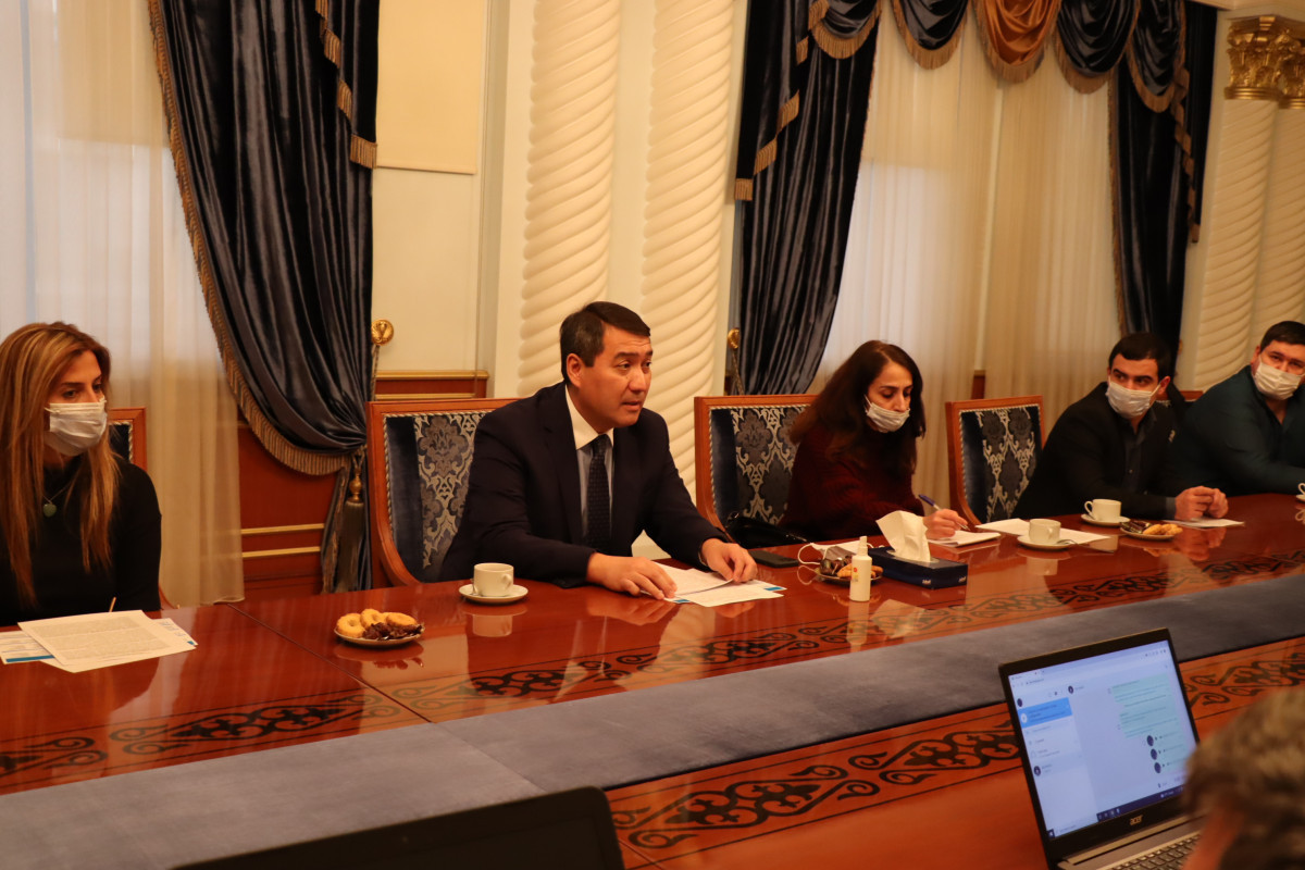 Azerbaijan, Kazakhstan mull laying a fiber-optic cable along the bottom of Caspian Sea