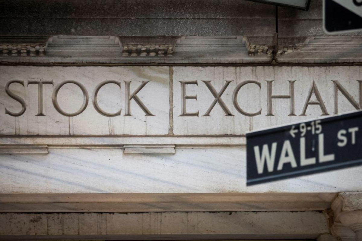 World stocks on back foot as China COVID cases rise