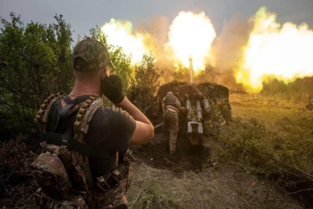 Russian troops leave Lyman to avoid encirclement, Russian defense ministry says