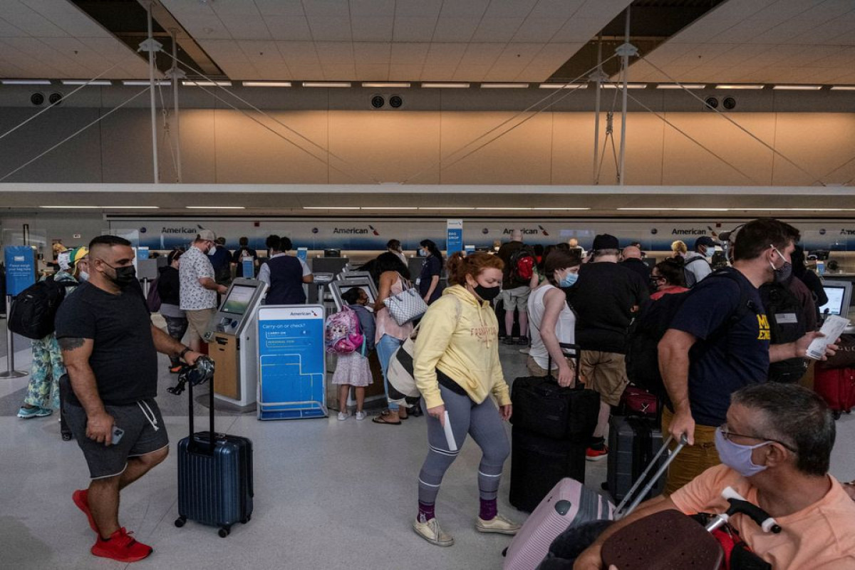 U.S. CDC ends country-specific travel health notices
