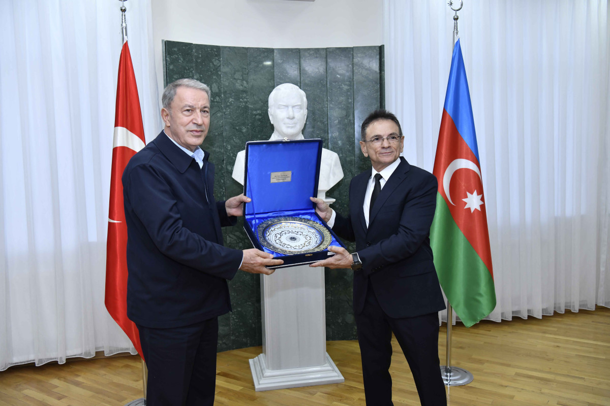 Hulusi Akar, Madat Guliyev