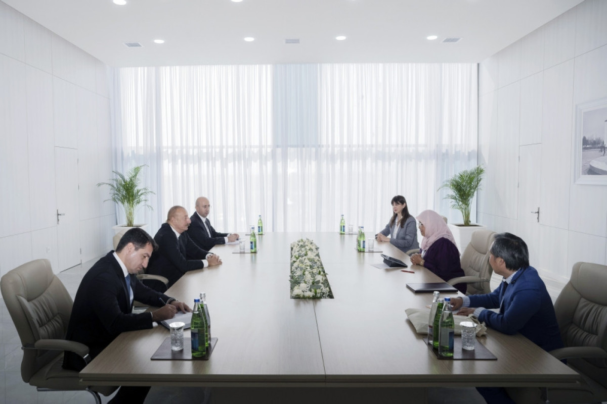 President Ilham Aliyev received Executive Director of UN Human Settlements Programme