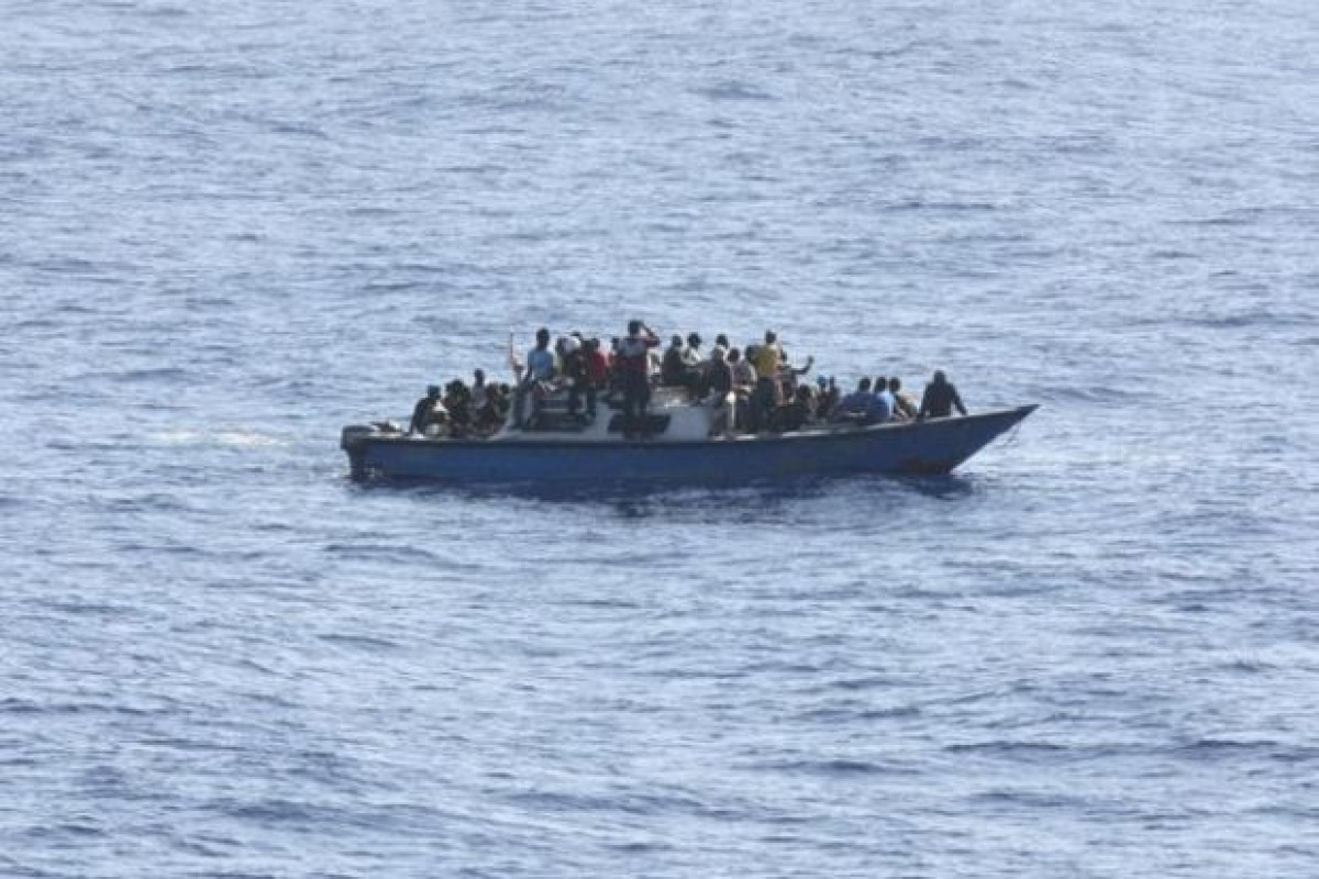 At least 15 migrants dead in shipwreck off Greek island Lesbos