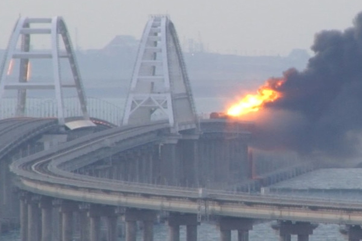 Railway traffic on Crimea bridge to be restored today