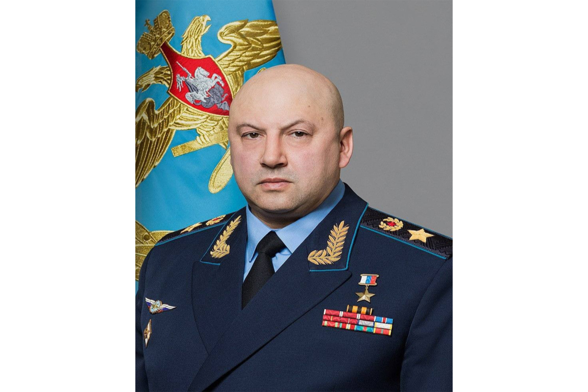 General Sergei Surovikin as the new overall commander of Russian forces