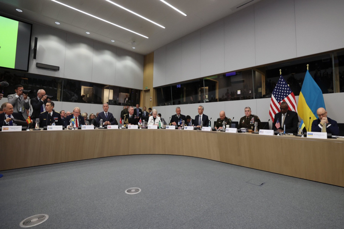 Turkish defense minister attends Ukraine Defense Contact Group meeting