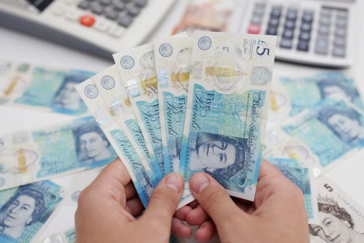 Dollar hits fresh 24-year high vs yen after strong U.S. inflation data