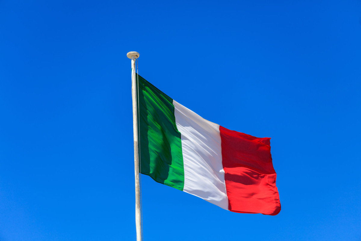 Italy recommended its citizens to leave Ukraine