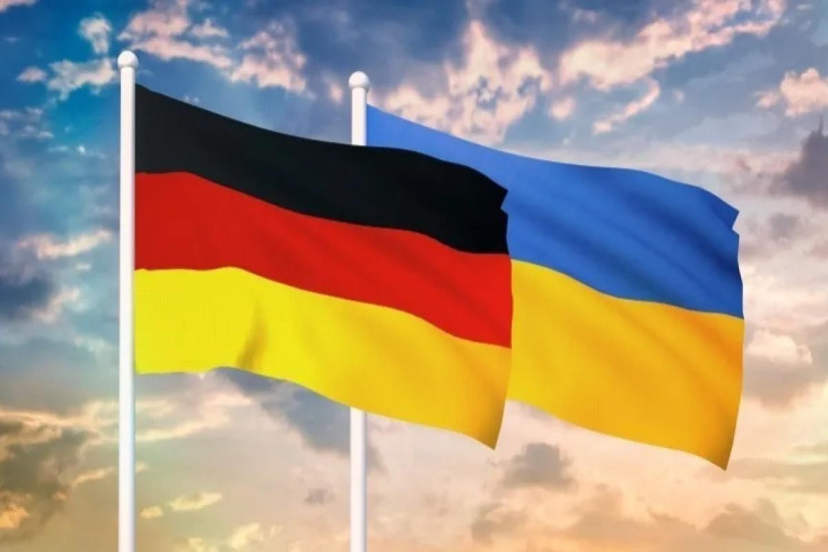 German foreign, defense ministers urge 2.2 bln euros in aid for Ukraine next year