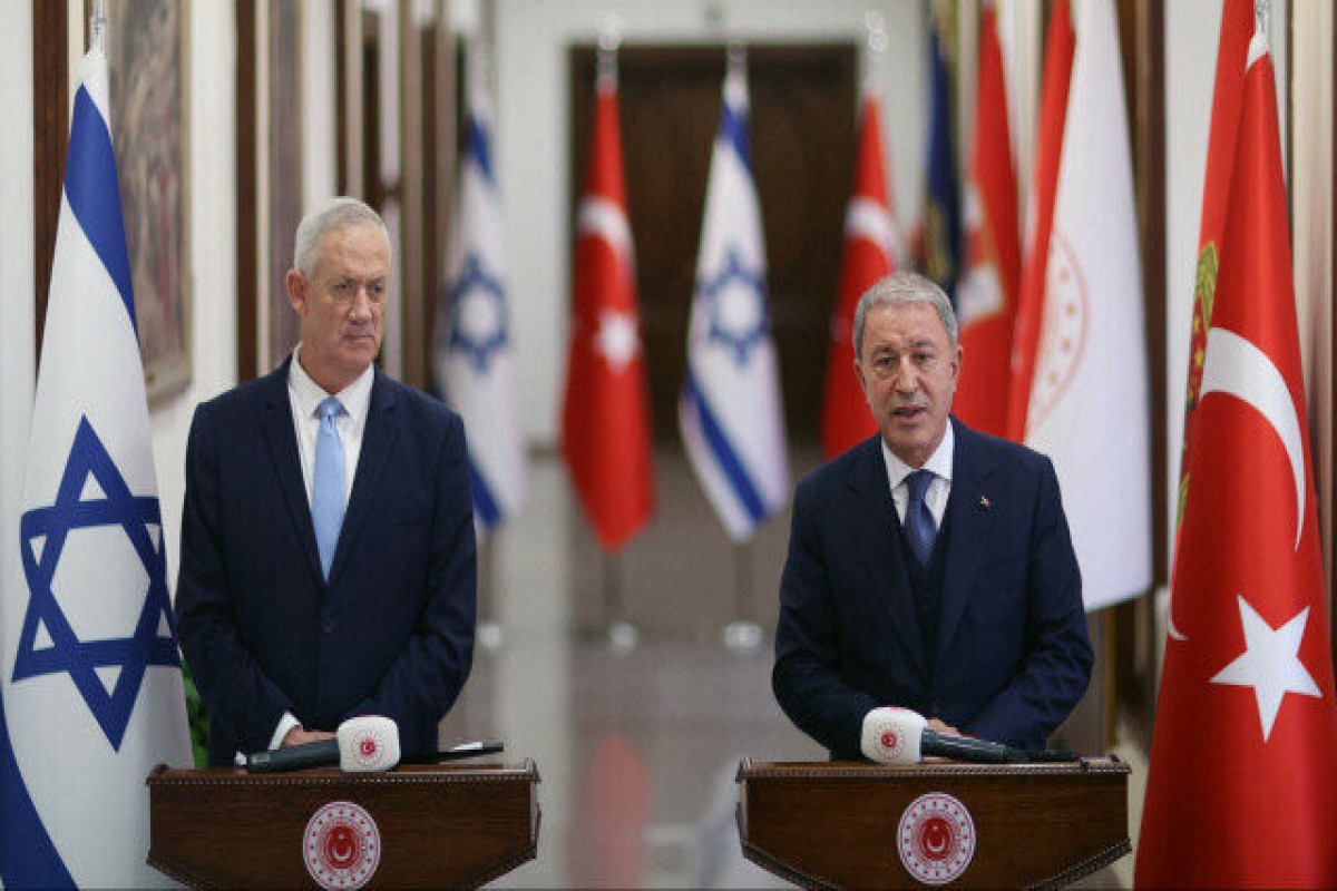 Israeli Defense Minister Benny Gantz at a joint press conference with Turkish counterpart Hulusi Akar