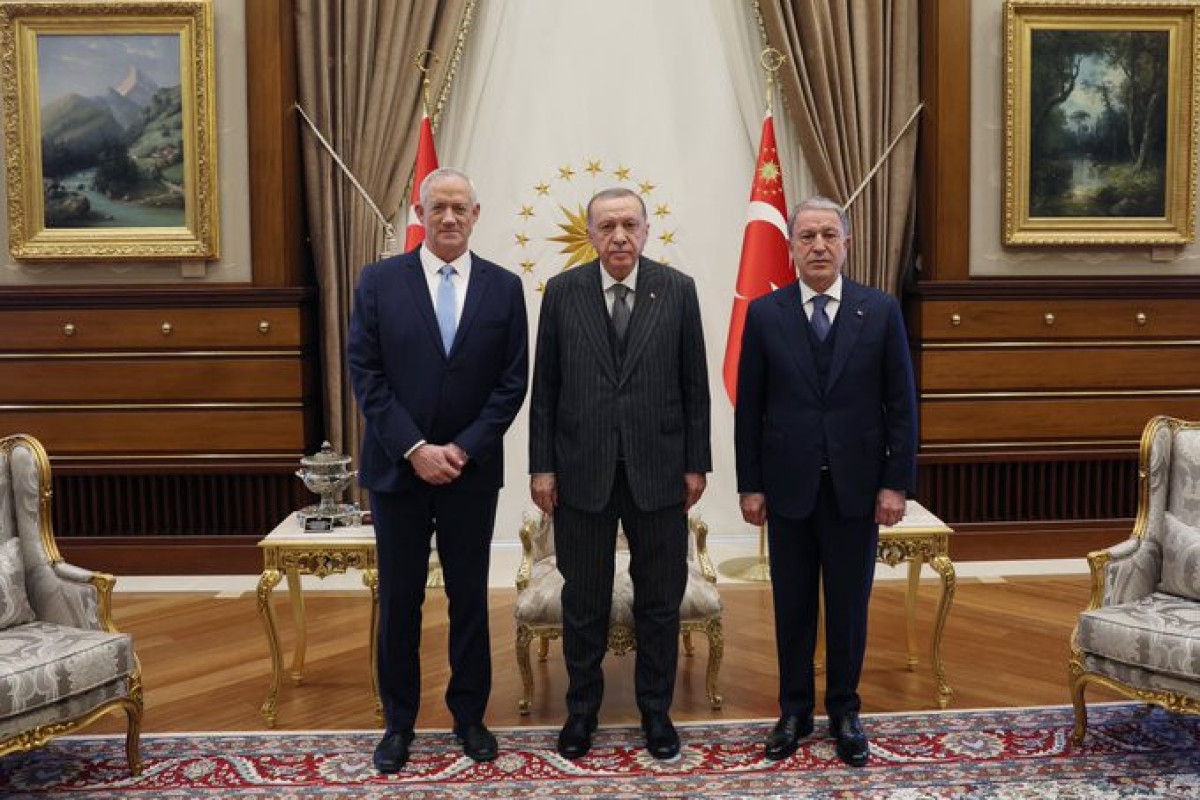 Turkish President receives Israeli Defense Minister