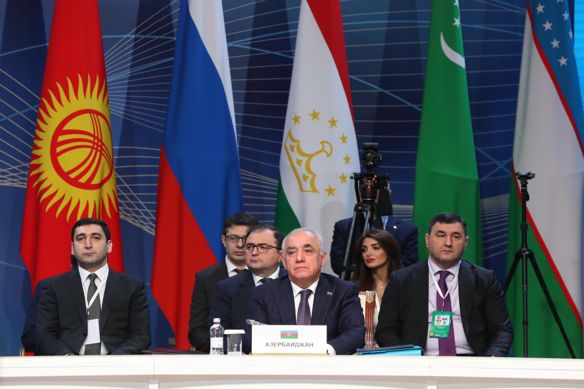 Azerbaijan's PM invites Armenia’s Deputy PM to be moral