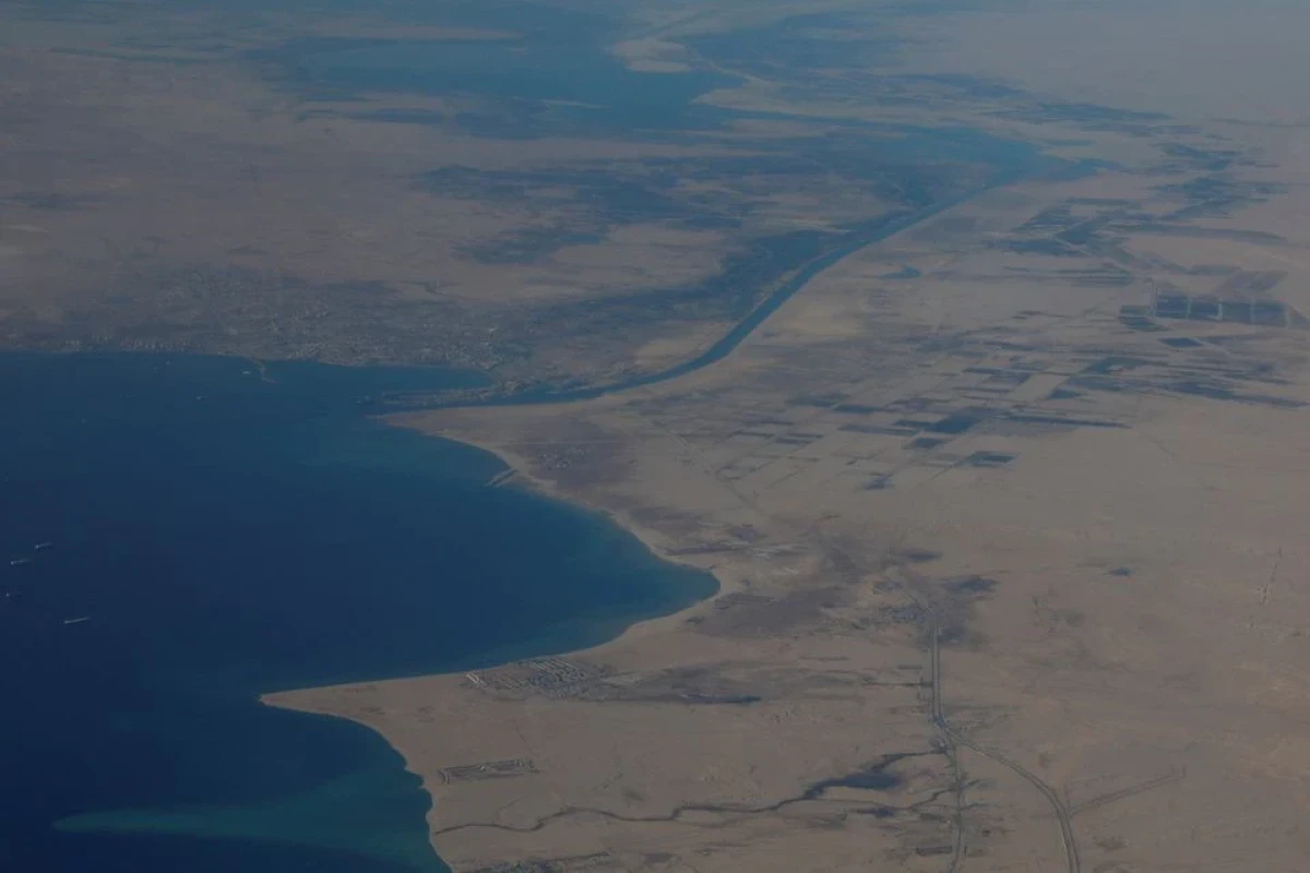 Tanker refloated after running aground in Egypt's Suez Canal -canal authority