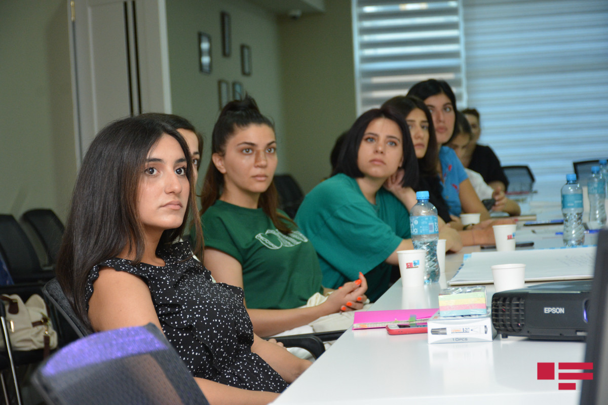 Training for media representatives on combat human trafficking completed -PHOTO 