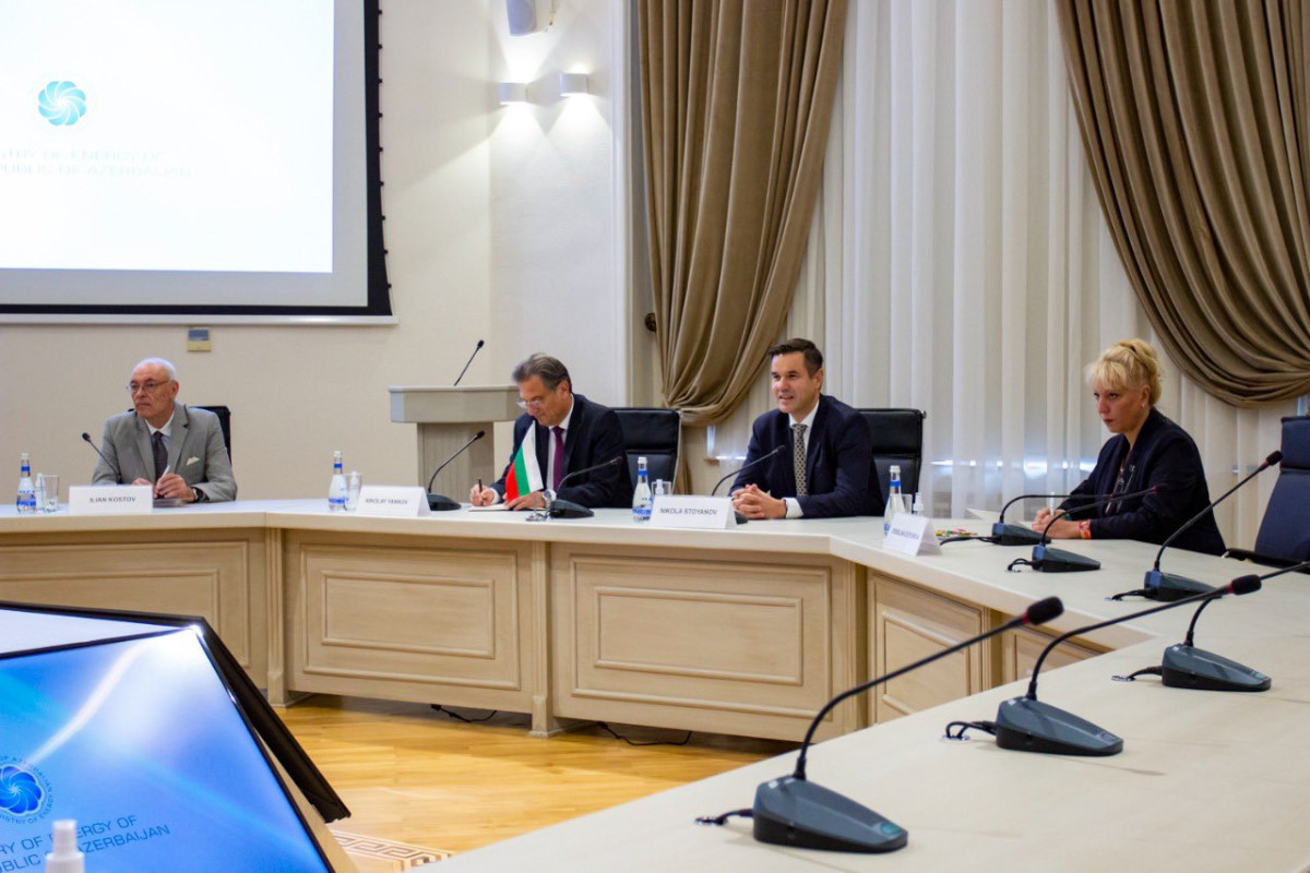 Azerbaijan, Bulgaria discuss expansion of gas supply