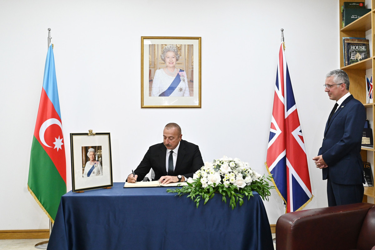 President Ilham Aliyev visited UK Embassy in Azerbaijan, offered condolences over the death of Queen Elizabeth II-UPDATED 
