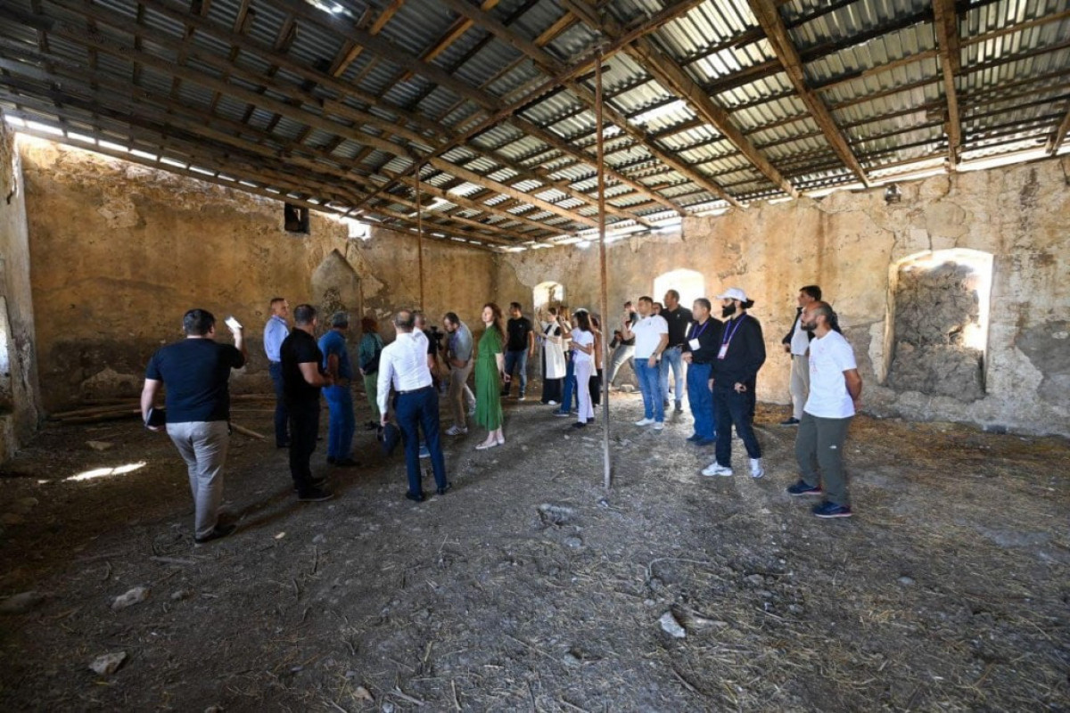 Participants of Int’l scientific-practical conference visit Fuzuli