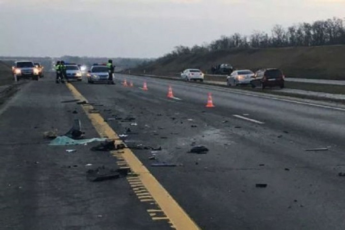 Traffic accident in Armenia injures 10