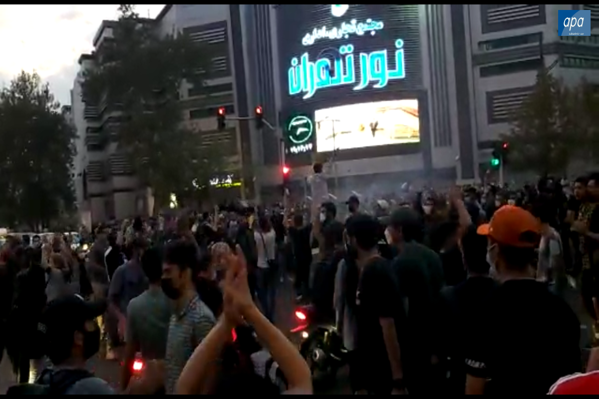 Protests erupt in more Iranian cities as MP slams 'Disgusting' morality patrol base-VIDEO 