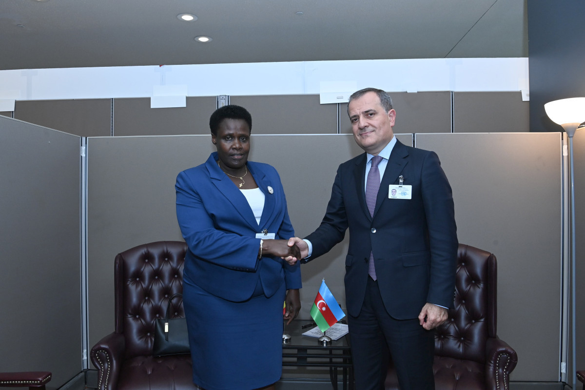 Azerbaijani FM met with Vice-president of Uganda 