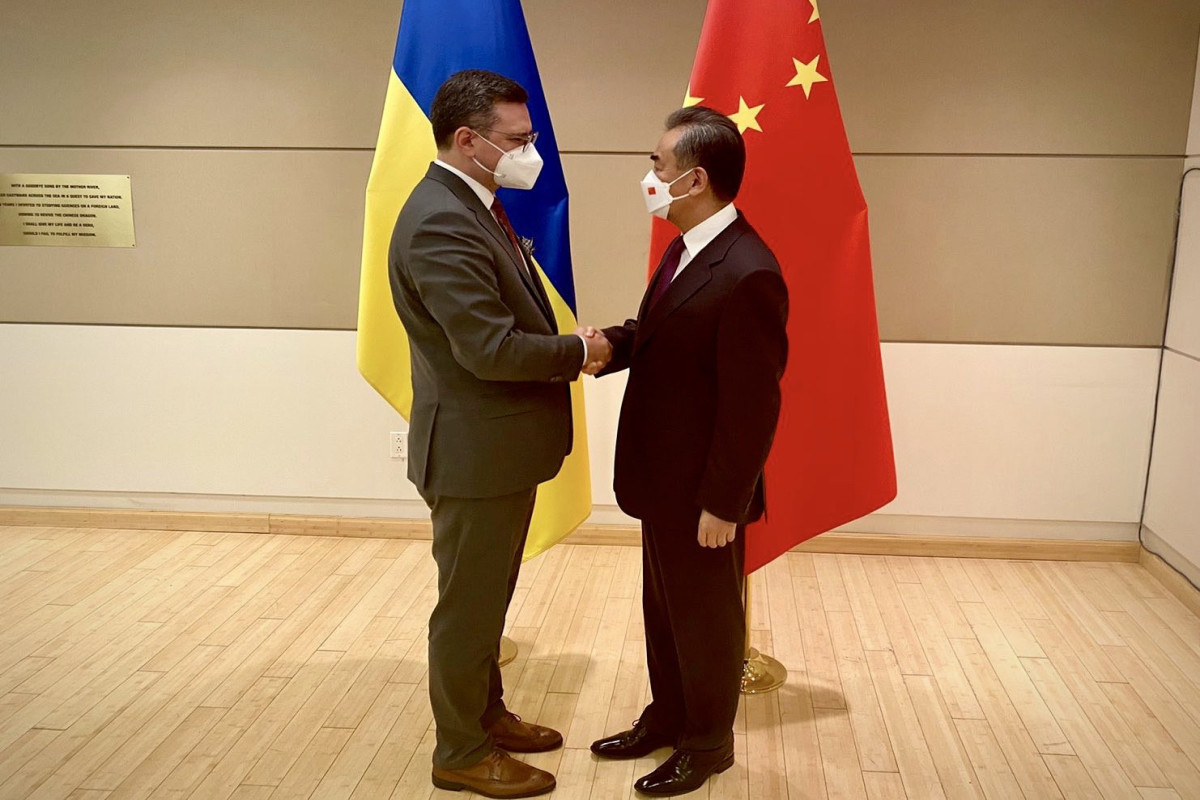 Ukrainian, Chinese FMs meet