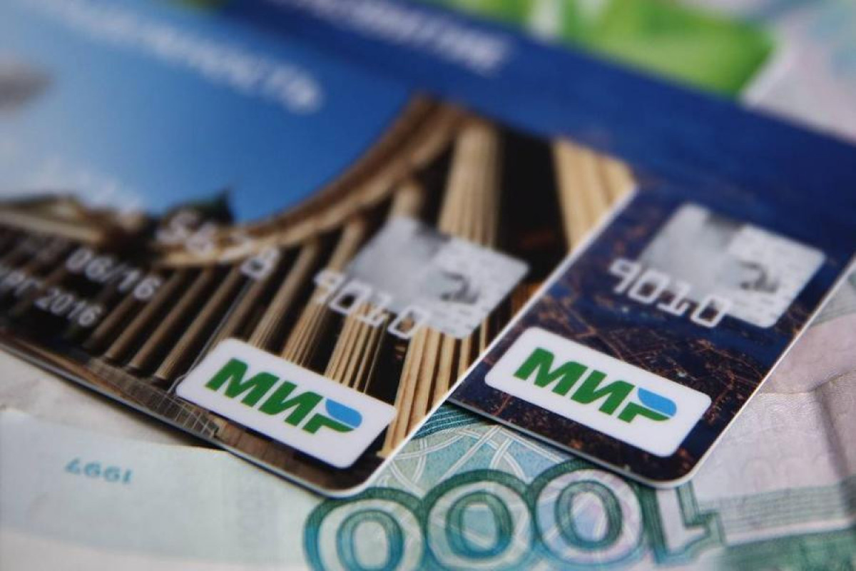 Major Tajik bank halts use of Russia's Mir cards