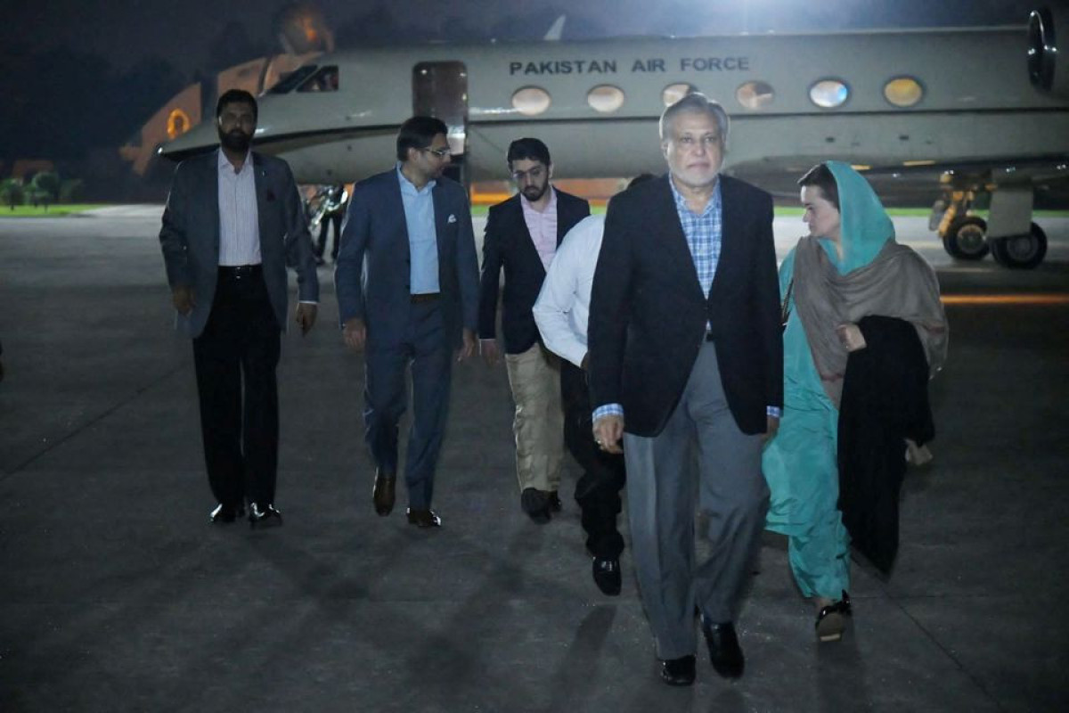 Pakistan swears in Ishaq Dar as finance minister