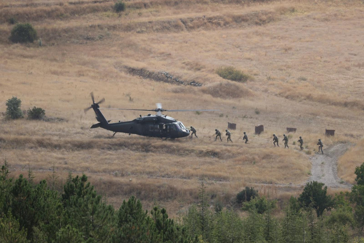 Azerbaijani servicemen attend trainings in Turkiye