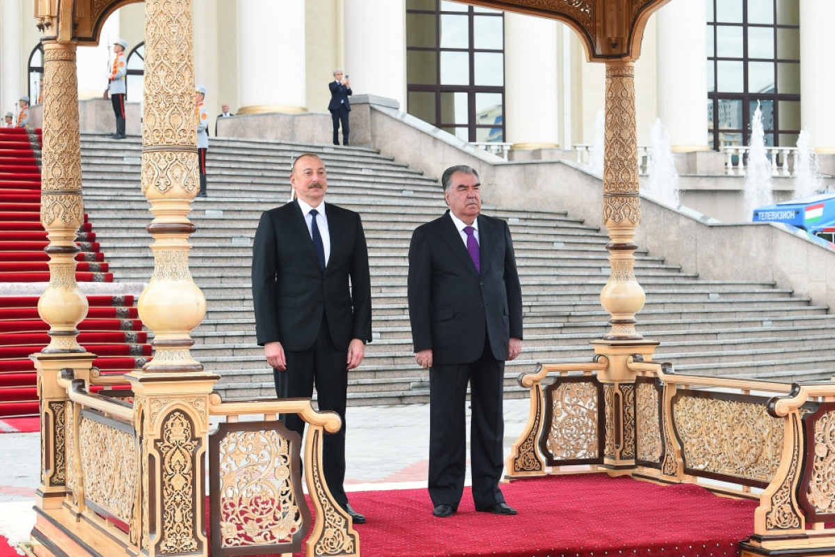 Official welcome ceremony was held for President Ilham Aliyev in Dushanbe