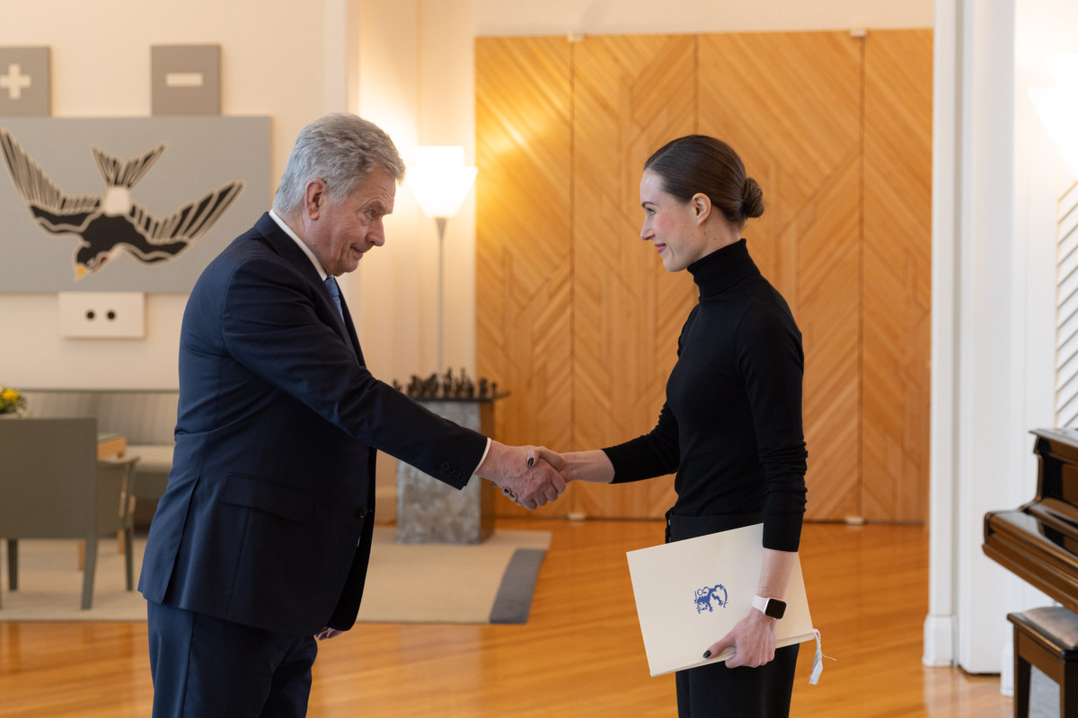 Finnish PM  submits formal resignation