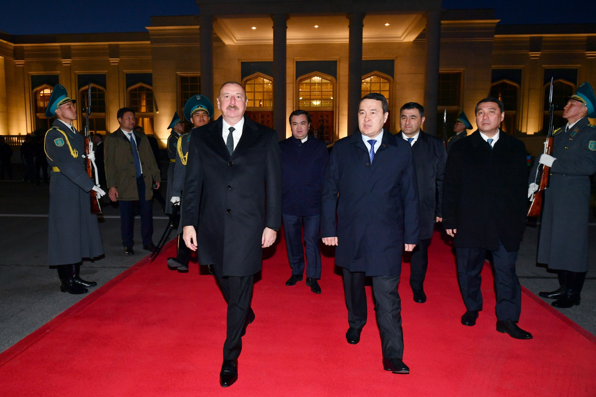 President Ilham Aliyev completed his official visit to Kazakhstan