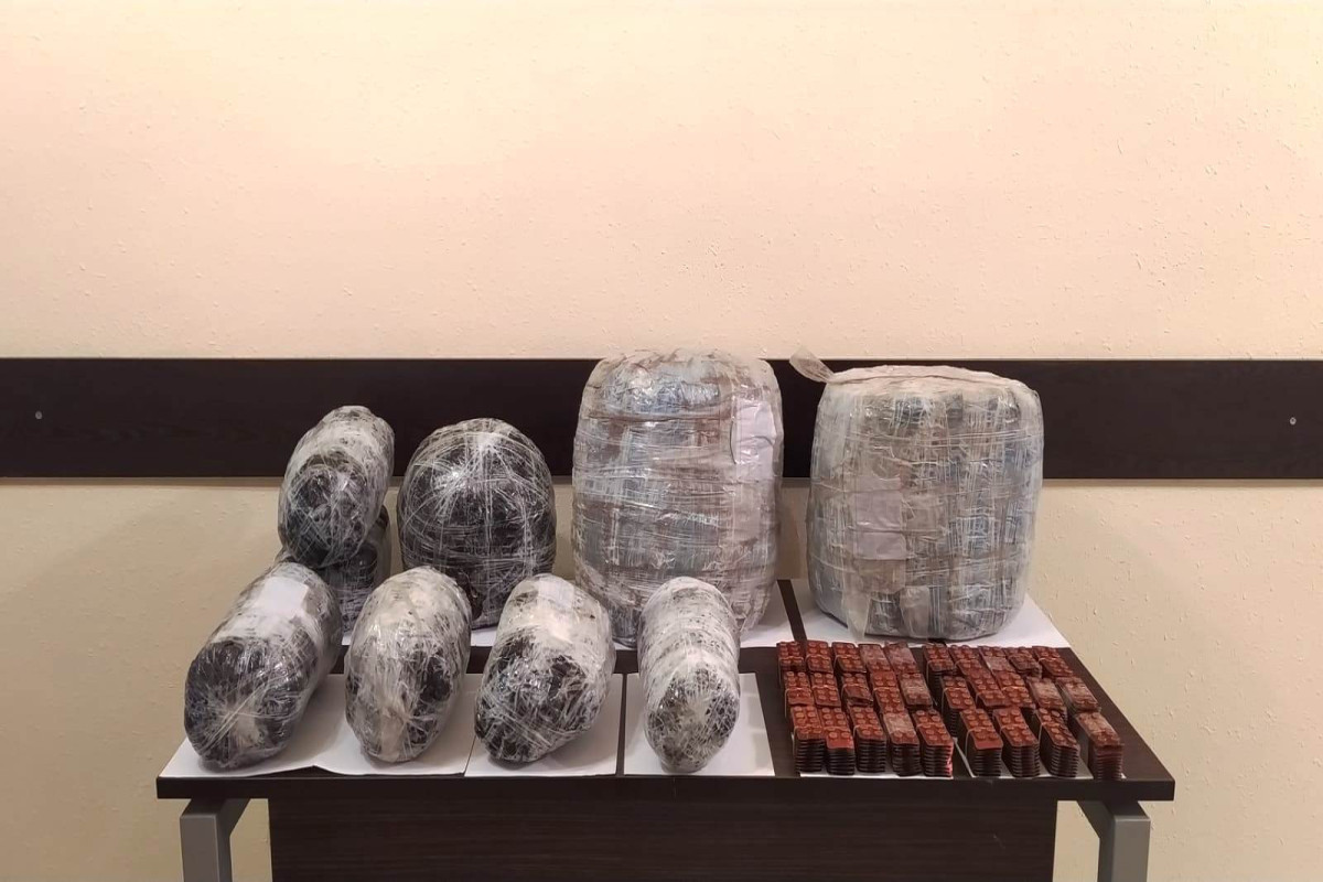 Azerbaijan prevents 24 kg of narcotics smuggling from Iran