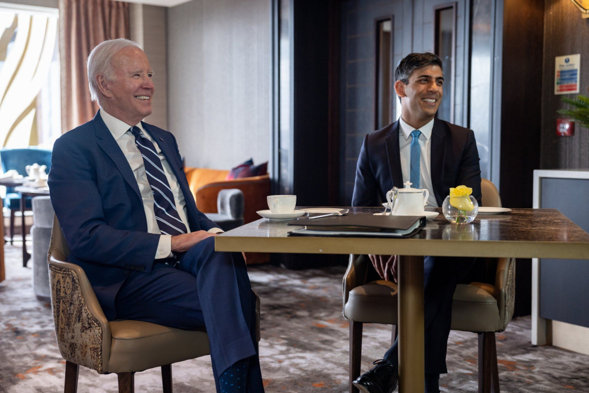 Biden and Sunak hold talks in Belfast