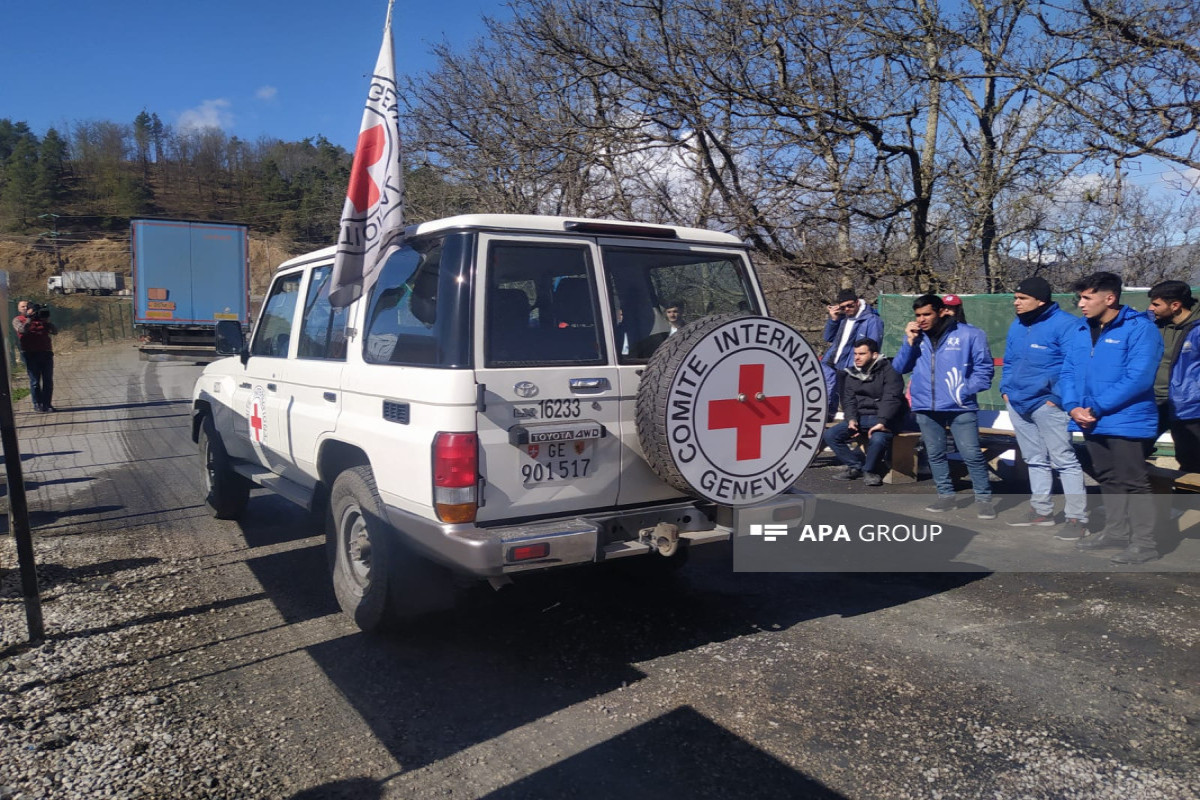 ICRC facilitated the transfer of 545 people across Lachin road to join their families