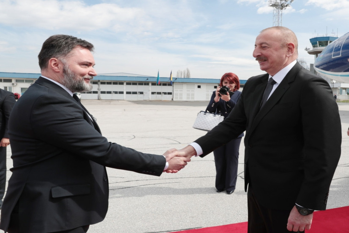 President Ilham Aliyev arrived in Bosnia and Herzegovina for official visit
