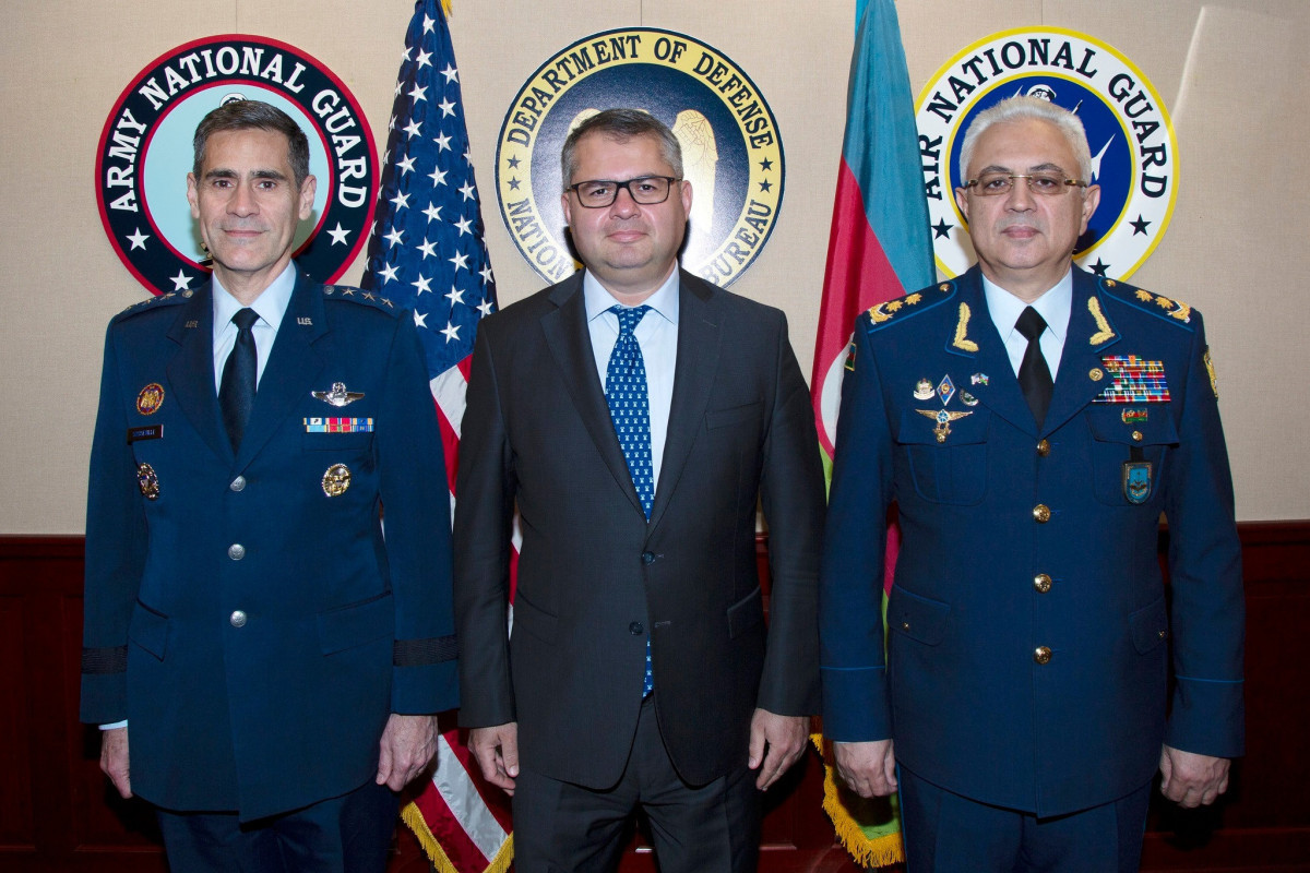 Commander of the Azerbaijani Air Force met with the deputy head of the US National Guard Bureau