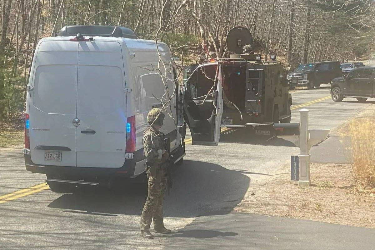 FBI arrests suspected leaker of classified US docs-PHOTO -VIDEO 